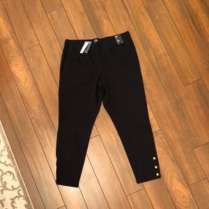 Black slim jogger
